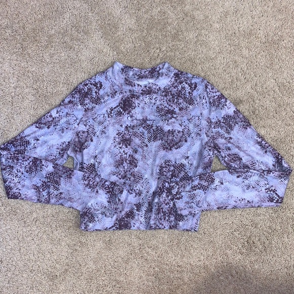 Women’s Champion Purple Snakeskin Long Sleeve Cropped Workout Top Small - Picture 3 of 9